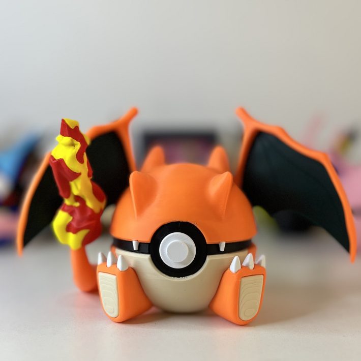 Pokebola Charizard