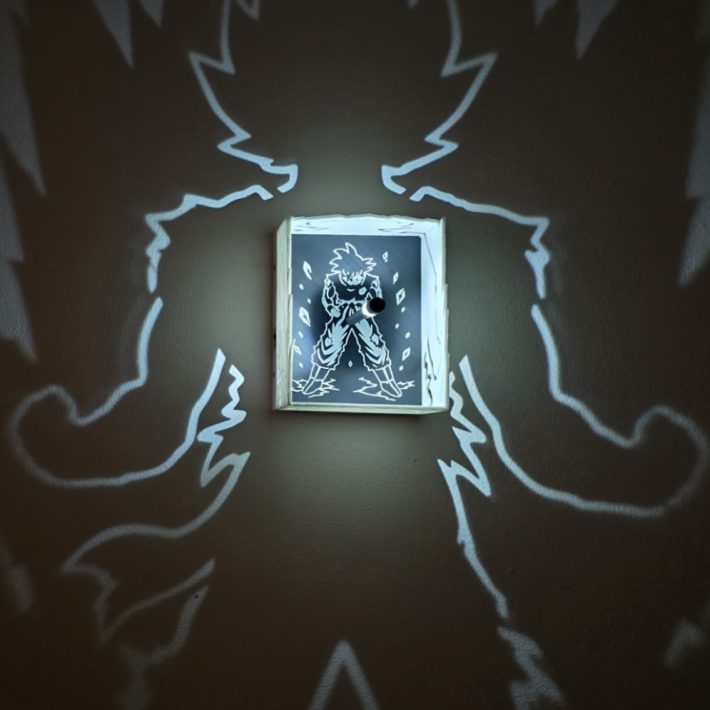 Lámpara Goku Proyección Sombra Super Saiyajin