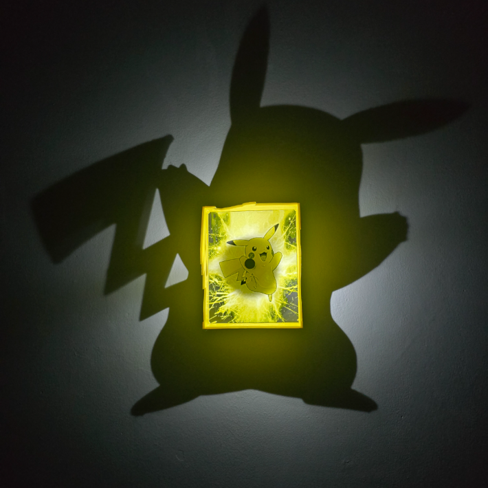 Lámpara Pikachu "Ataque Impactrueno" - Proyección de Sombra Pokémon