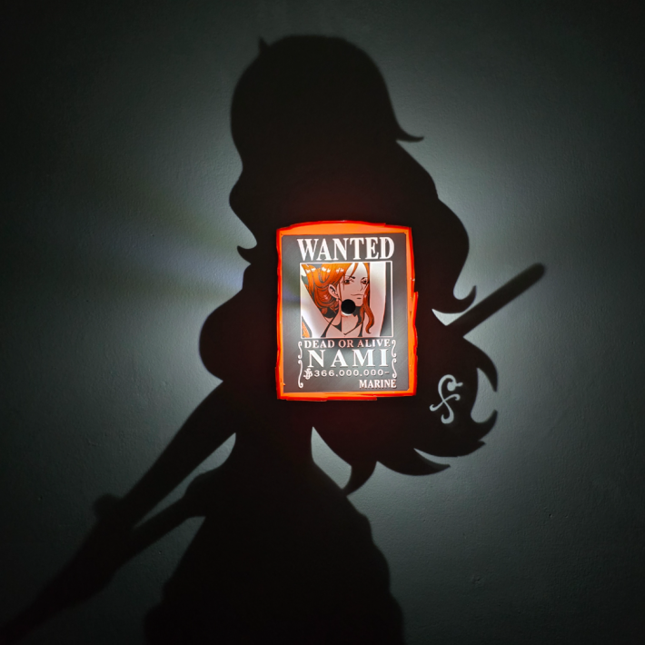 Lámpara Nami "Gata Ladrona" - Proyección de Sombra One Piece
